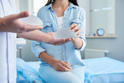 Redefining Confidence: An In-Depth Look at Breast Implants