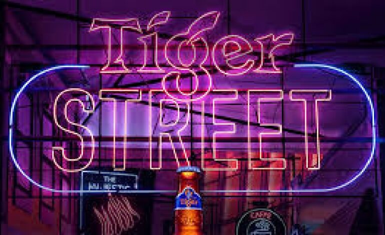 Electric Charm: Where to Find the Coolest Rare Neon Signs